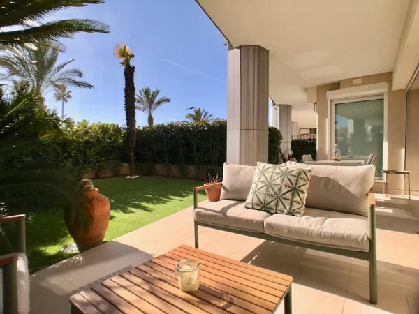 Golfe Juan (06220) GOLFE JUAN APARTEMENT 3 PIECES FRONT DE MER