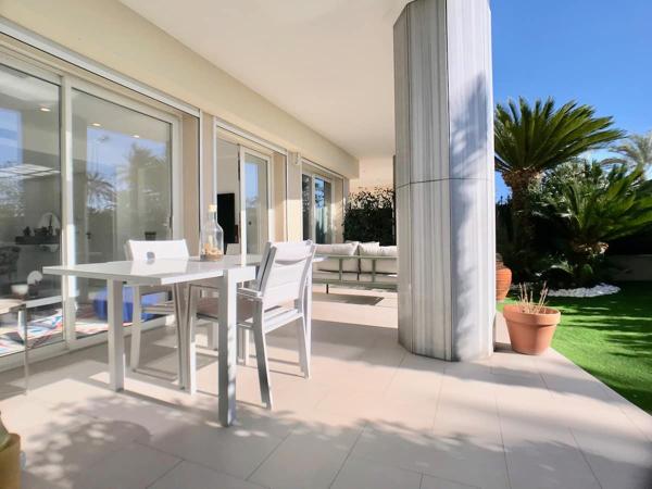 Golfe Juan (06220) GOLFE JUAN APARTEMENT 3 PIECES FRONT DE MER