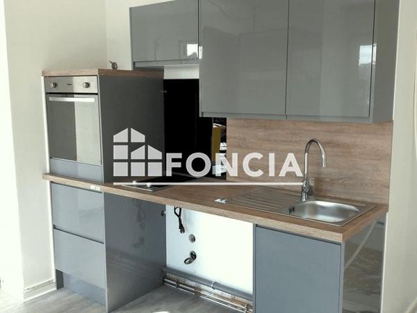 Location Appartement 3 pièces 48.7 m² - 16 PLACE DES DRAKKARS Cormelles Le Royal 14123