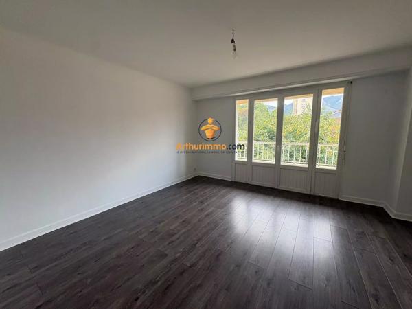 Location                                                      Appartement
                        
                     4 pièces                      75 m2                     à Lourdes