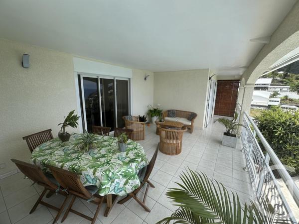 Maison à vendre  5 pièces - 158 m2 ST DENIS - 974