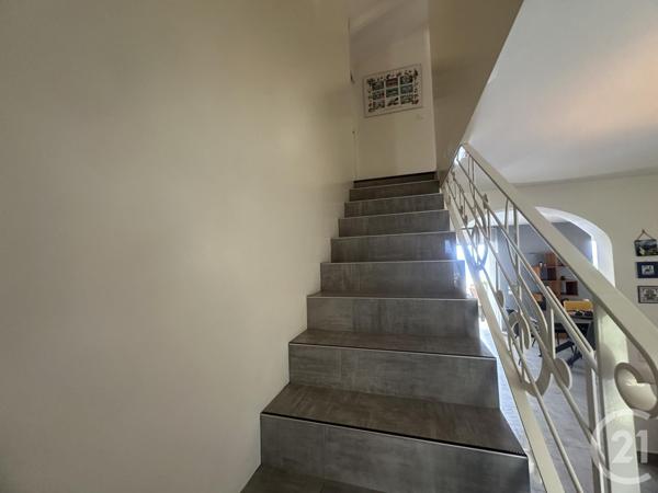 Maison à vendre  5 pièces - 158 m2 ST DENIS - 974