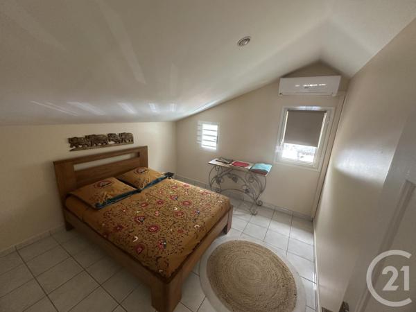 Maison à vendre  5 pièces - 158 m2 ST DENIS - 974