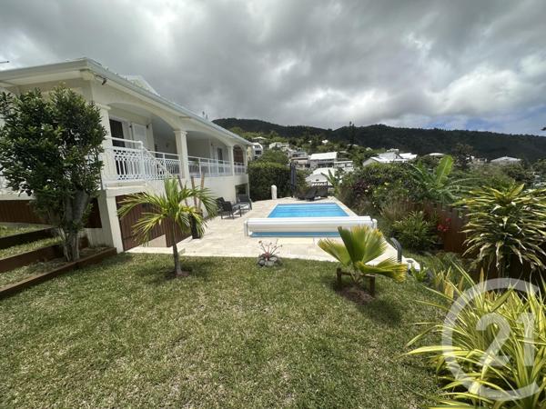 Maison à vendre  5 pièces - 158 m2 ST DENIS - 974