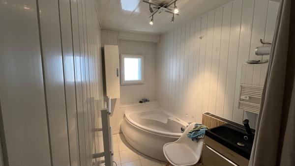ENSEMBLE IMMOBILIER AVEC FORT POTENTIEL LOCATIF Quillan