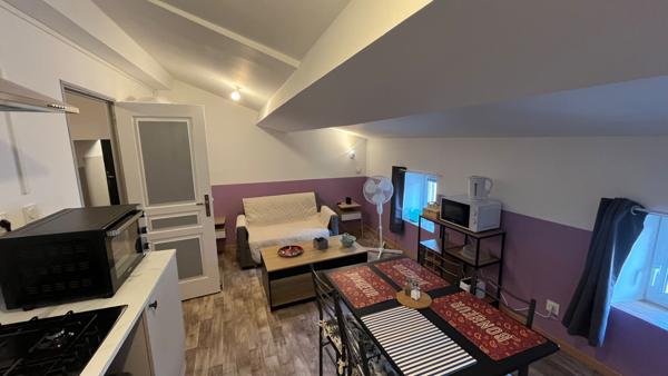 ENSEMBLE IMMOBILIER AVEC FORT POTENTIEL LOCATIF Quillan