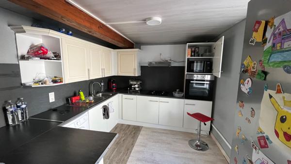 ENSEMBLE IMMOBILIER AVEC FORT POTENTIEL LOCATIF Quillan