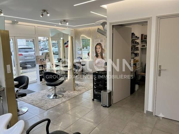 A VENDRE Fonds de commerce d'un salon de coiffure nord de Vannes de 44 m2