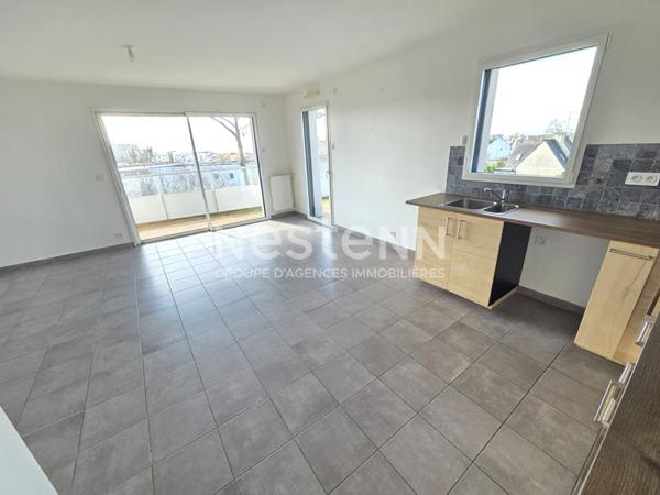 Concarneau appartement T3 de 71 m² avec une terrasse de 20 m² dans une résidence récente avec ascenseur parking sous so