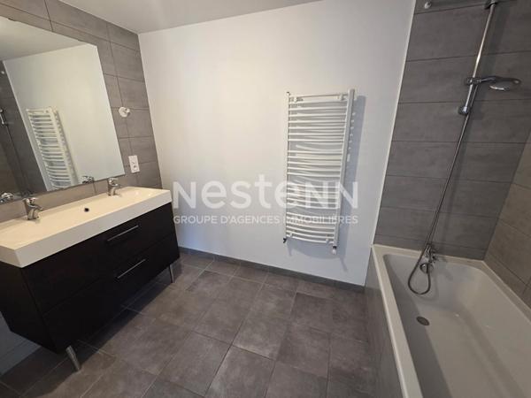 Concarneau appartement T3 de 71 m² avec une terrasse de 20 m² dans une résidence récente avec ascenseur parking sous so