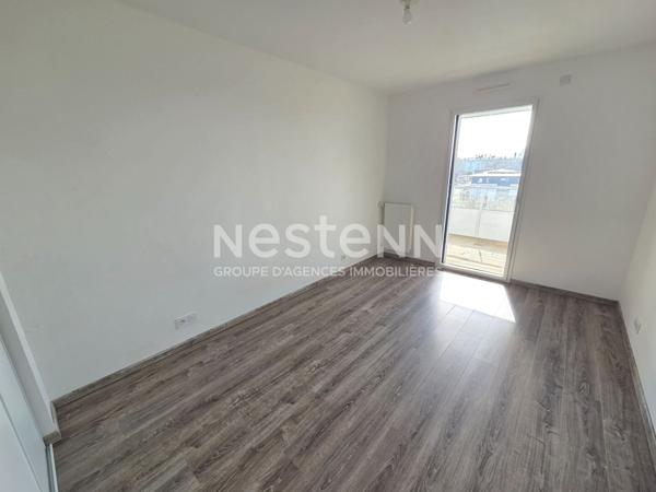 Concarneau appartement T3 de 71 m² avec une terrasse de 20 m² dans une résidence récente avec ascenseur parking sous so