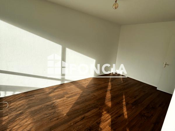 Location Appartement 2 pièces 43.2 m² - 9 RUE D'ARMAGNAC Rennes 35000