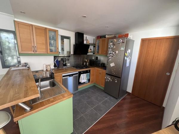 Maison à louer 1 700 € CC Bordeaux 4 p 114 m² DPE C