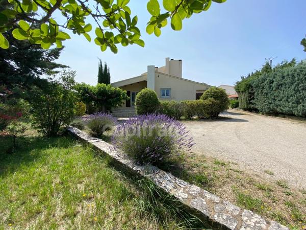 Dpt Gard (30), à vendre Proche Uzès 10mn, maison P4, grand terrain paysagé, piscinable de 1620m2