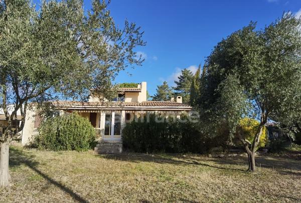 Dpt Gard (30), à vendre Proche Uzès 10mn, maison P4, grand terrain paysagé, piscinable de 1620m2