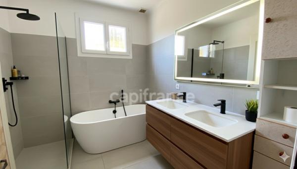 Dpt Gard (30), à vendre Proche Uzès 10mn, maison P4, grand terrain paysagé, piscinable de 1620m2