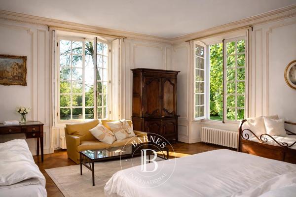 Grisy-Suisnes, Manoir  650 m² à vendre