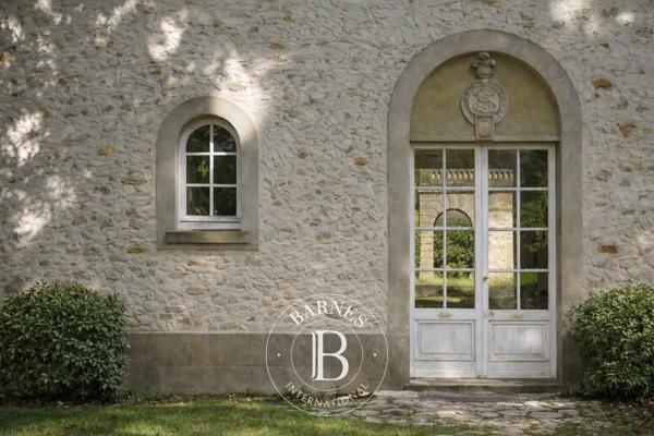 Grisy-Suisnes, Manoir  650 m² à vendre