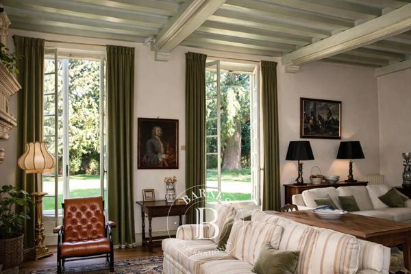 Grisy-Suisnes, Manoir  650 m² à vendre