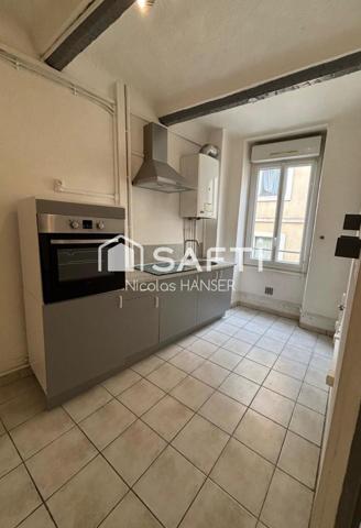 Spécial investisseur, immeuble de rentabilité avec 4 appartements