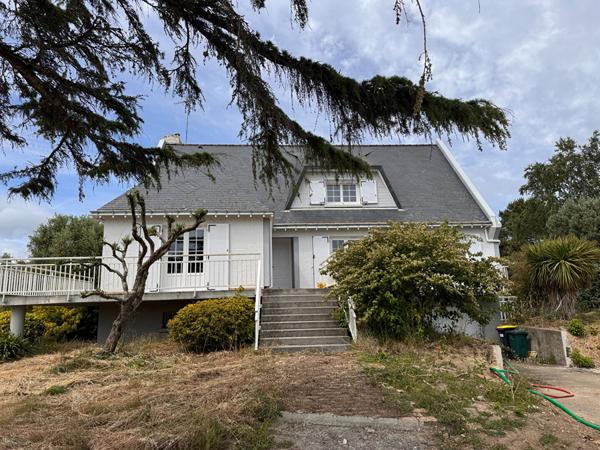 MAISON FAMILIALE 161 m² - 4 KM DES PLAGES DE PORNICHET - GRAND TERRAIN ARBORÉ - FORT POTENTIEL