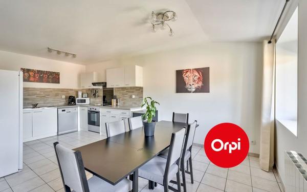 Appartement à vendre    3 pièces • 60,61 m2 Feyzin