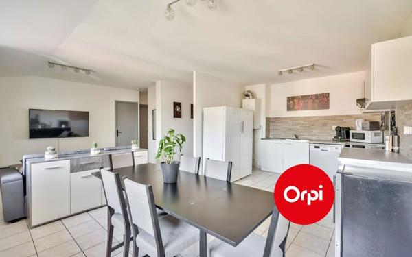 Appartement à vendre    3 pièces • 60,61 m2 Feyzin