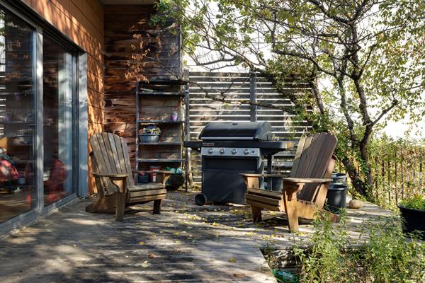 Maison années 20 avec son extension et son jardin proche du centre