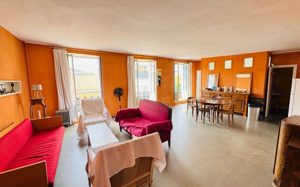 Appartement à vendre    3 pièces • 83 m2 Sète