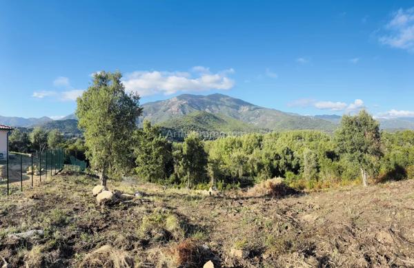 Vente Terrain 1490 m2 à Peri