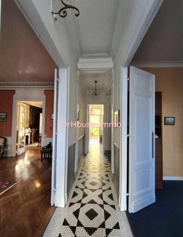 Maison à vendre 8 pièces de 180 m²