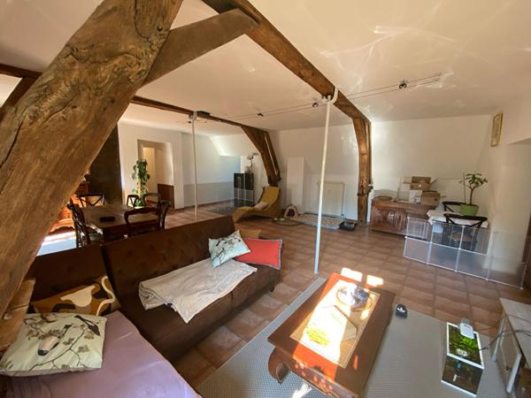 Appartement Château de Beire Le Chatel 5 pièce(s) 3 ch 2 sdb 160 m2