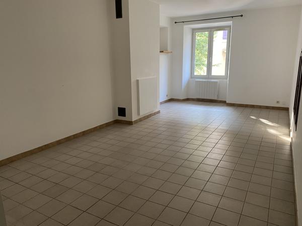 APPARTEMENT DE TYPE F2