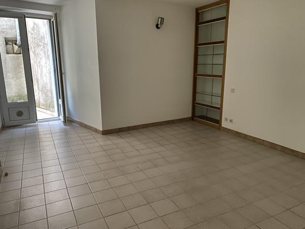 APPARTEMENT DE TYPE F2