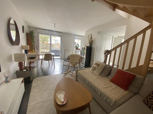 Maison à vendre |                                       Bordeaux |                                        3 pièces  |  64 m²
