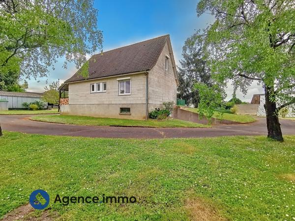 À vendre - Maison traditionnelle, 7 pièces située à Rouziers-de-Touraine (37360)