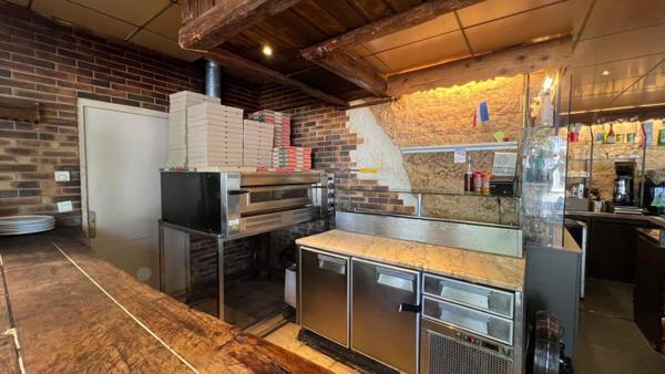 À VENDRE – FONDS de COMMERCE (PARTS SOCIALES) RESTAURANT PIZZERIA DE RENOM À GRENOBLE (38)