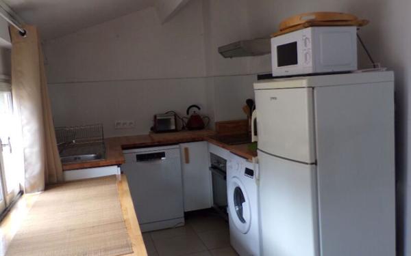 Appartement à louer    3 pièces • 53,36 m2 Peypin-d'Aigues