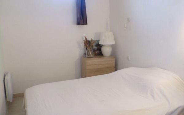 Appartement à louer    3 pièces • 53,36 m2 Peypin-d'Aigues