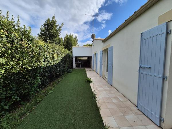 MAISON 134m2 - Terrain 600m2 - Piscine - Garage