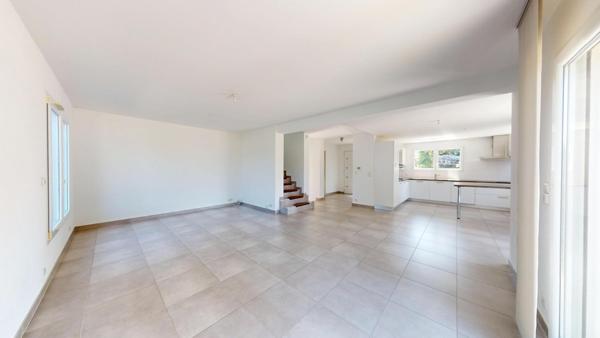 BUSCHWILLER – Maison familiale récente de 136 m² | 4 chambres | Double garage