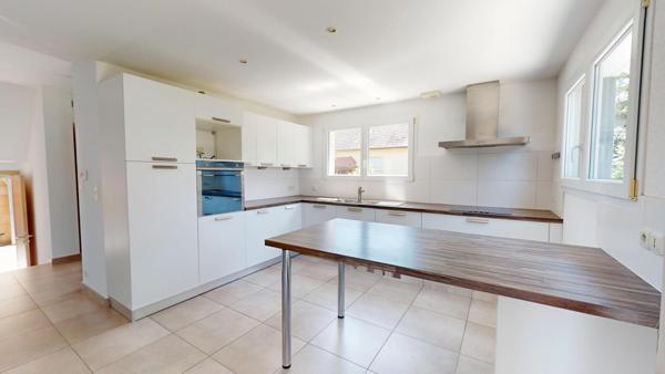 BUSCHWILLER – Maison familiale récente de 136 m² | 4 chambres | Double garage