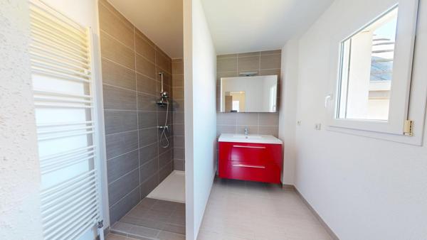 BUSCHWILLER – Maison familiale récente de 136 m² | 4 chambres | Double garage