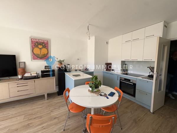 Appartement
                                                                                                                                                                                                                                                                                                                        3 pièce(s)                                                                                                                                                                                                          2 chambre(s)                                                                                                                                                                                                          66  m²