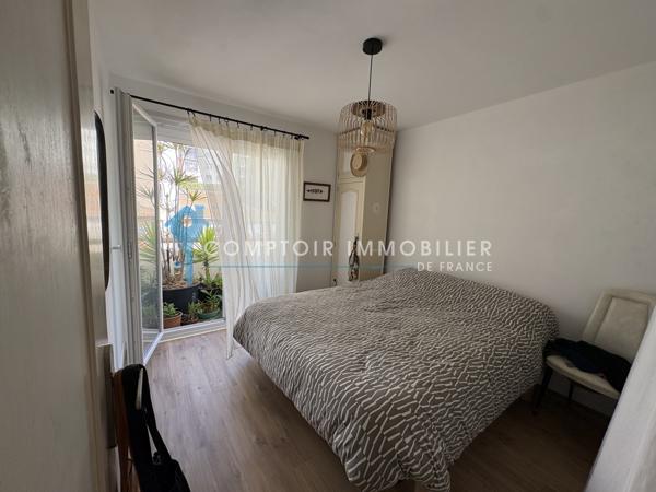 Appartement
                                                                                                                                                                                                                                                                                                                        3 pièce(s)                                                                                                                                                                                                          2 chambre(s)                                                                                                                                                                                                          66  m²
