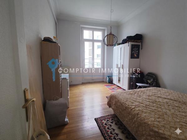 Appartement
                                                                                                                                                                                                                                                                                                                        2 pièce(s)                                                                                                                                                                                                          1 chambre(s)                                                                                                                                                                                                          64  m²