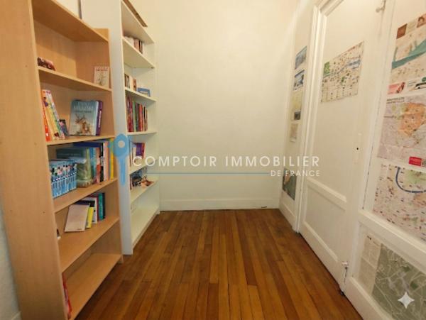 Appartement
                                                                                                                                                                                                                                                                                                                        2 pièce(s)                                                                                                                                                                                                          1 chambre(s)                                                                                                                                                                                                          64  m²