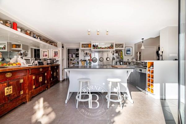 Bagnolet, Maison 5 Chambres -  237 m² à vendre