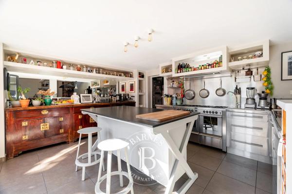 Bagnolet, Maison 5 Chambres -  237 m² à vendre