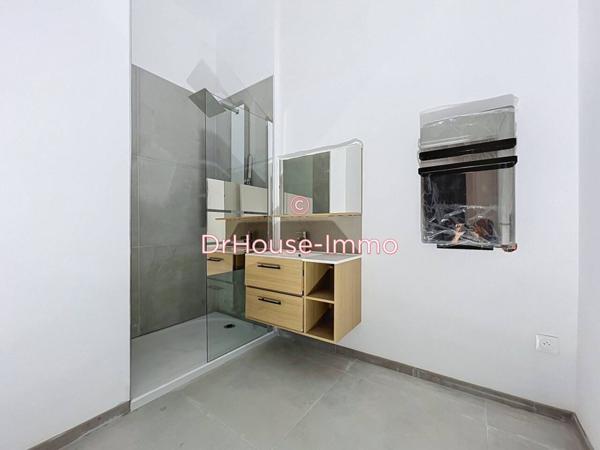 Appartement à louer 3 pièces de 82 m²